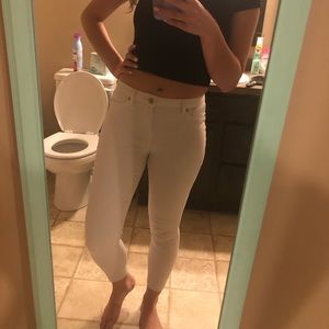 White stretchy Capri pants